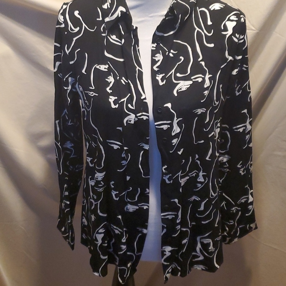 Big Dart Face Graphic Blouse SZ 12